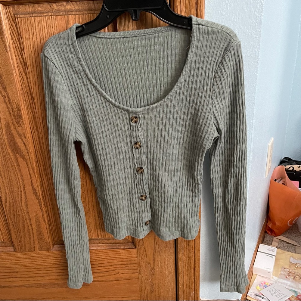 shirt w buttons